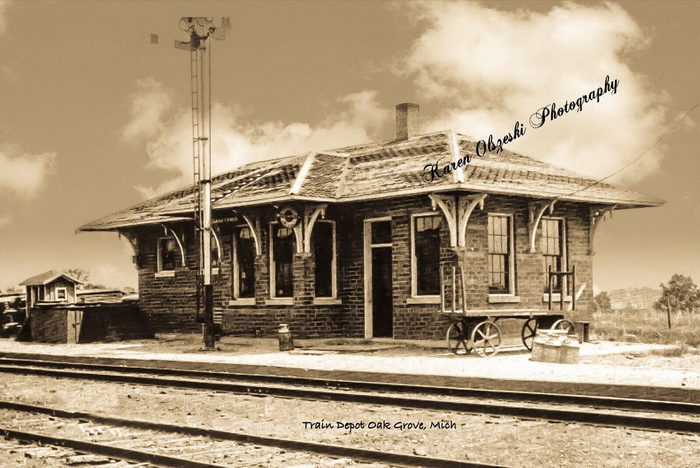 Oak Grove - Old Postcard (newer photo)